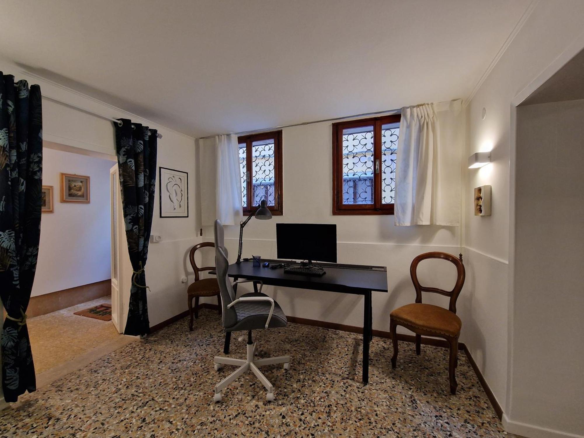 Veneziacentopercento La Forcola Apartment, Next To Rialto Bridge Exterior foto